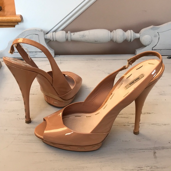 Miu Miu Shoes - Patent leather pumps MIU MIU